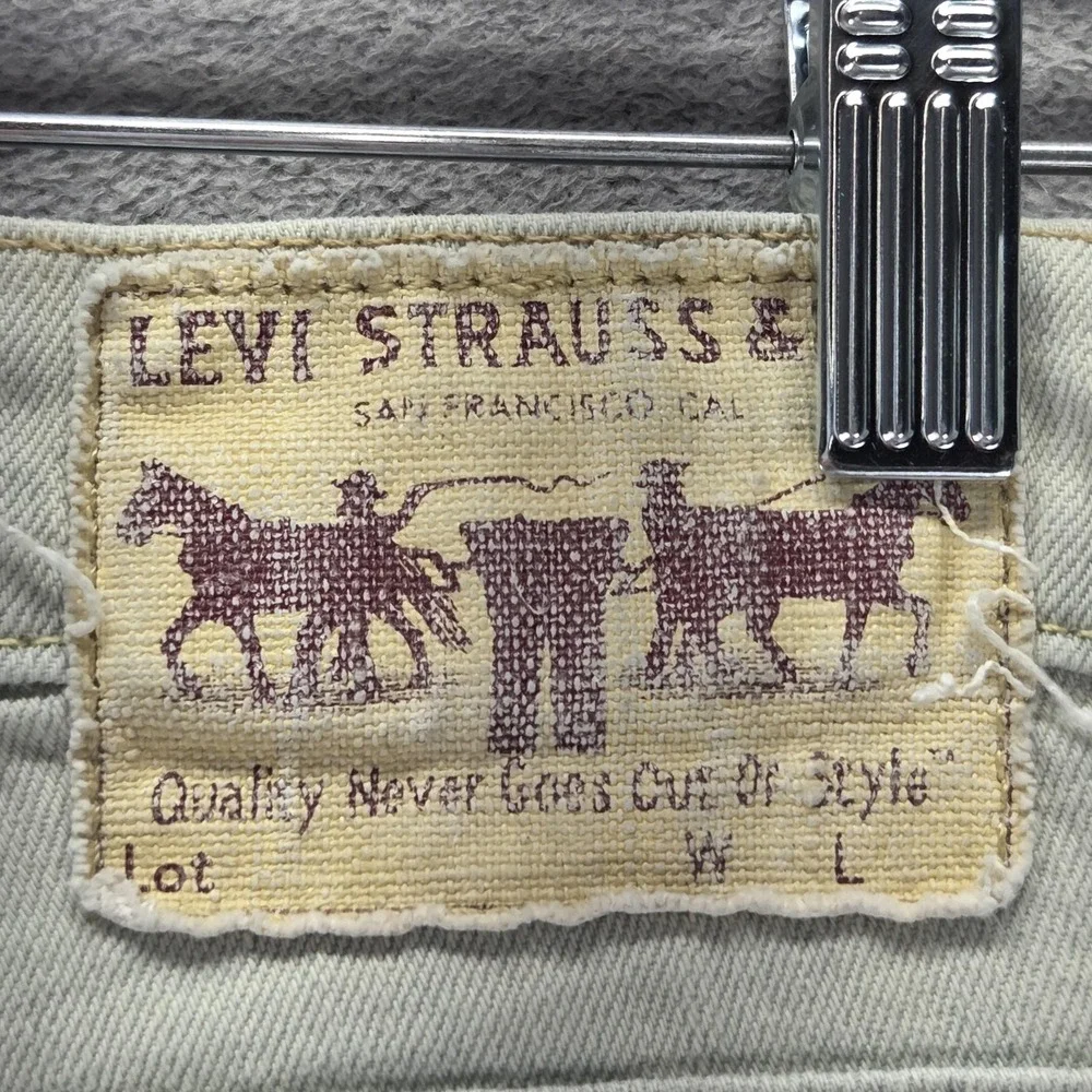 Vintage Levis 504 Jeans Mens Beige Straight Engineered Flap Pocket Fits 31x27